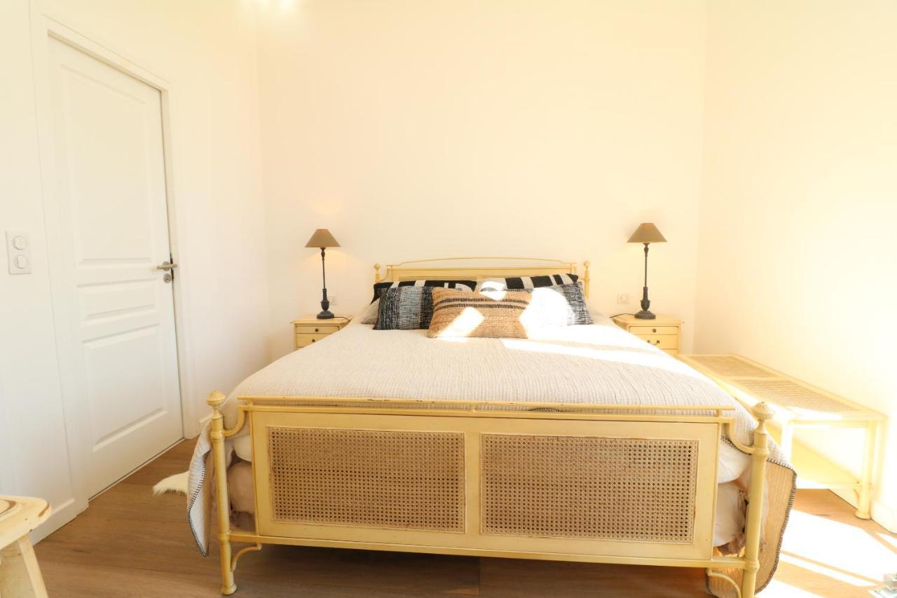 Beautiful 3 Bedroom Carlton Canada 403