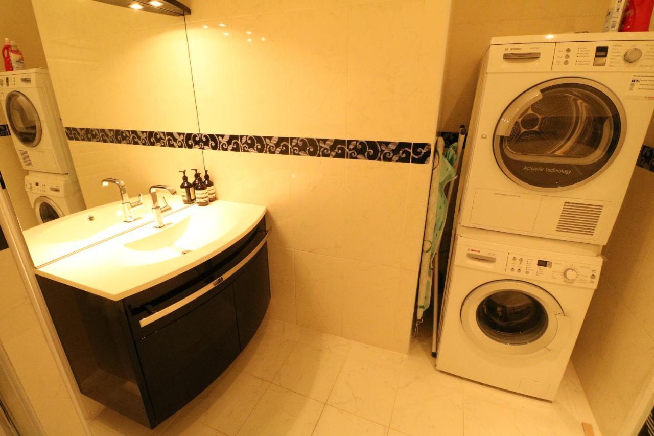 Beautiful 3 Bedroom Carlton Canada 403 Cannes